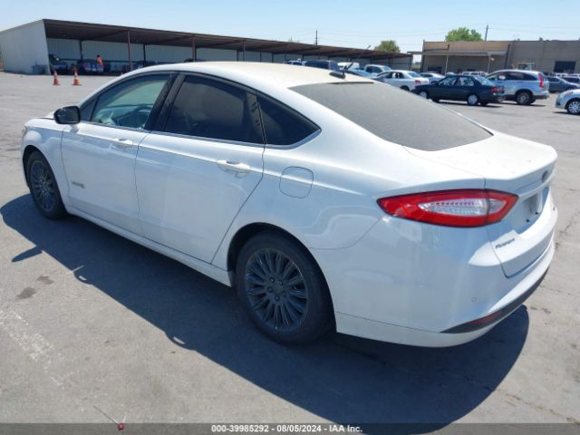 Photo 2 VIN: 3FA6P0LU2FR206794 - FORD FUSION 