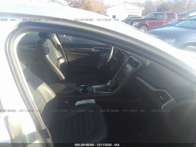 Photo 4 VIN: 3FA6P0LU2GR155363 - FORD FUSION 