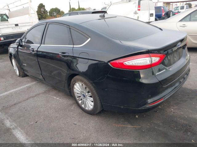 Photo 2 VIN: 3FA6P0LU2GR291105 - FORD FUSION 