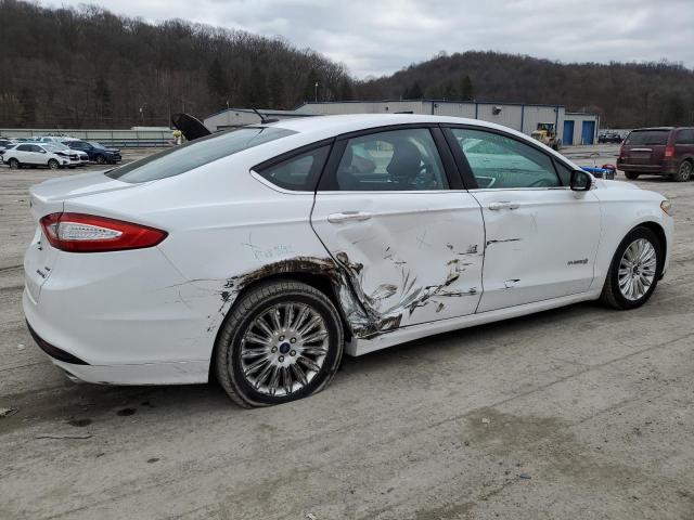 Photo 2 VIN: 3FA6P0LU2GR307349 - FORD FUSION 