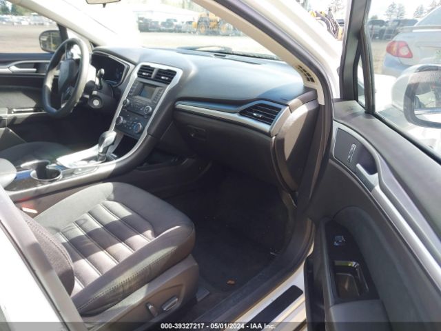 Photo 4 VIN: 3FA6P0LU2GR330551 - FORD FUSION HYBRID 