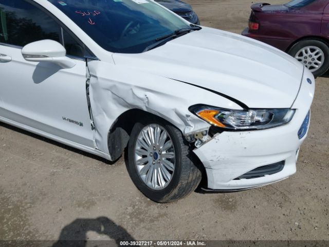 Photo 5 VIN: 3FA6P0LU2GR330551 - FORD FUSION HYBRID 