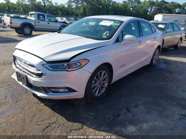 Photo 1 VIN: 3FA6P0LU2HR148687 - FORD FUSION 