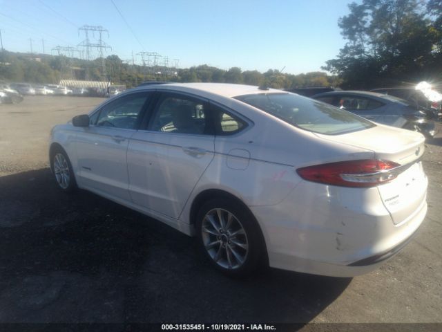 Photo 2 VIN: 3FA6P0LU2HR261801 - FORD FUSION 