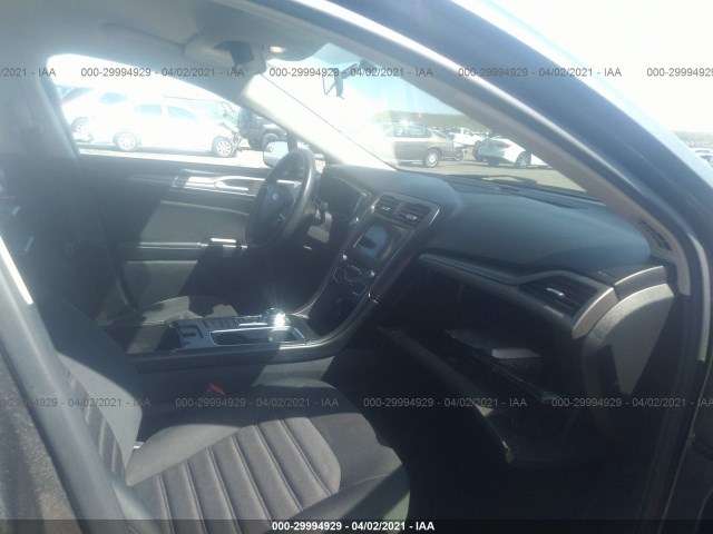 Photo 4 VIN: 3FA6P0LU2HR265900 - FORD FUSION 