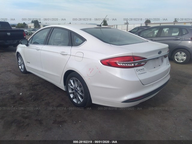 Photo 2 VIN: 3FA6P0LU2HR277206 - FORD FUSION 