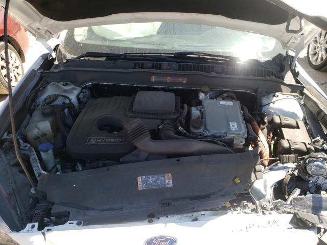 Photo 6 VIN: 3FA6P0LU2HR323326 - FORD FUSION SE 