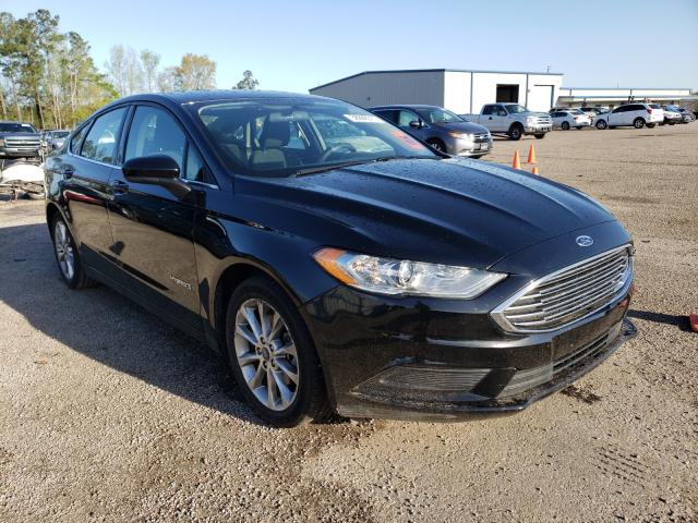 Photo 0 VIN: 3FA6P0LU2HR324928 - FORD FUSION SE 