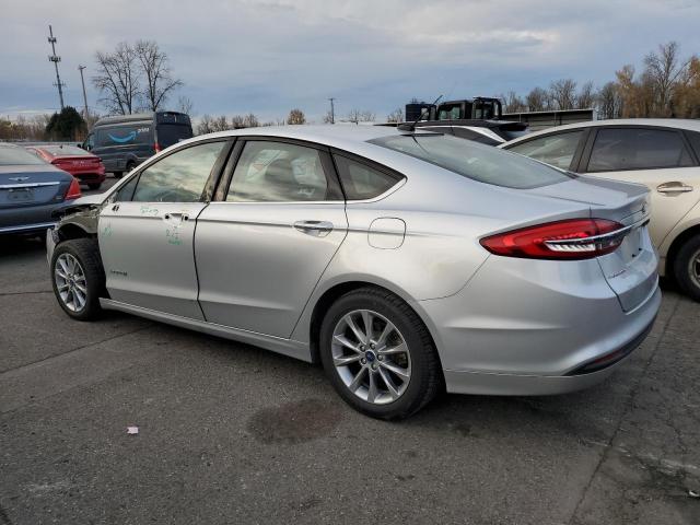 Photo 1 VIN: 3FA6P0LU2HR343981 - FORD FUSION SE 