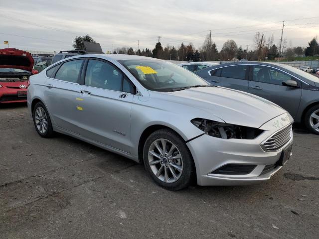 Photo 3 VIN: 3FA6P0LU2HR343981 - FORD FUSION SE 