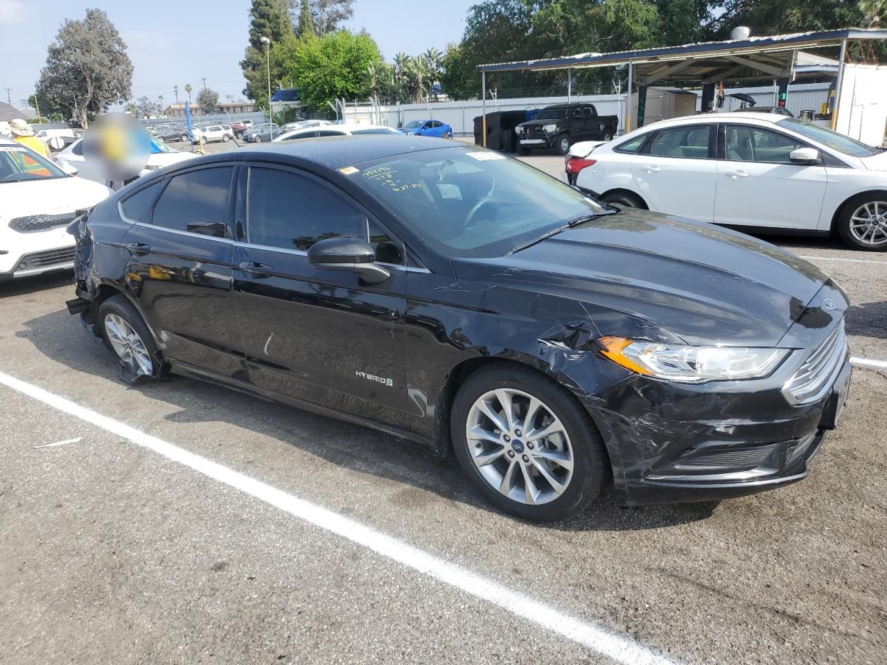 Photo 3 VIN: 3FA6P0LU2HR356939 - FORD FUSION 