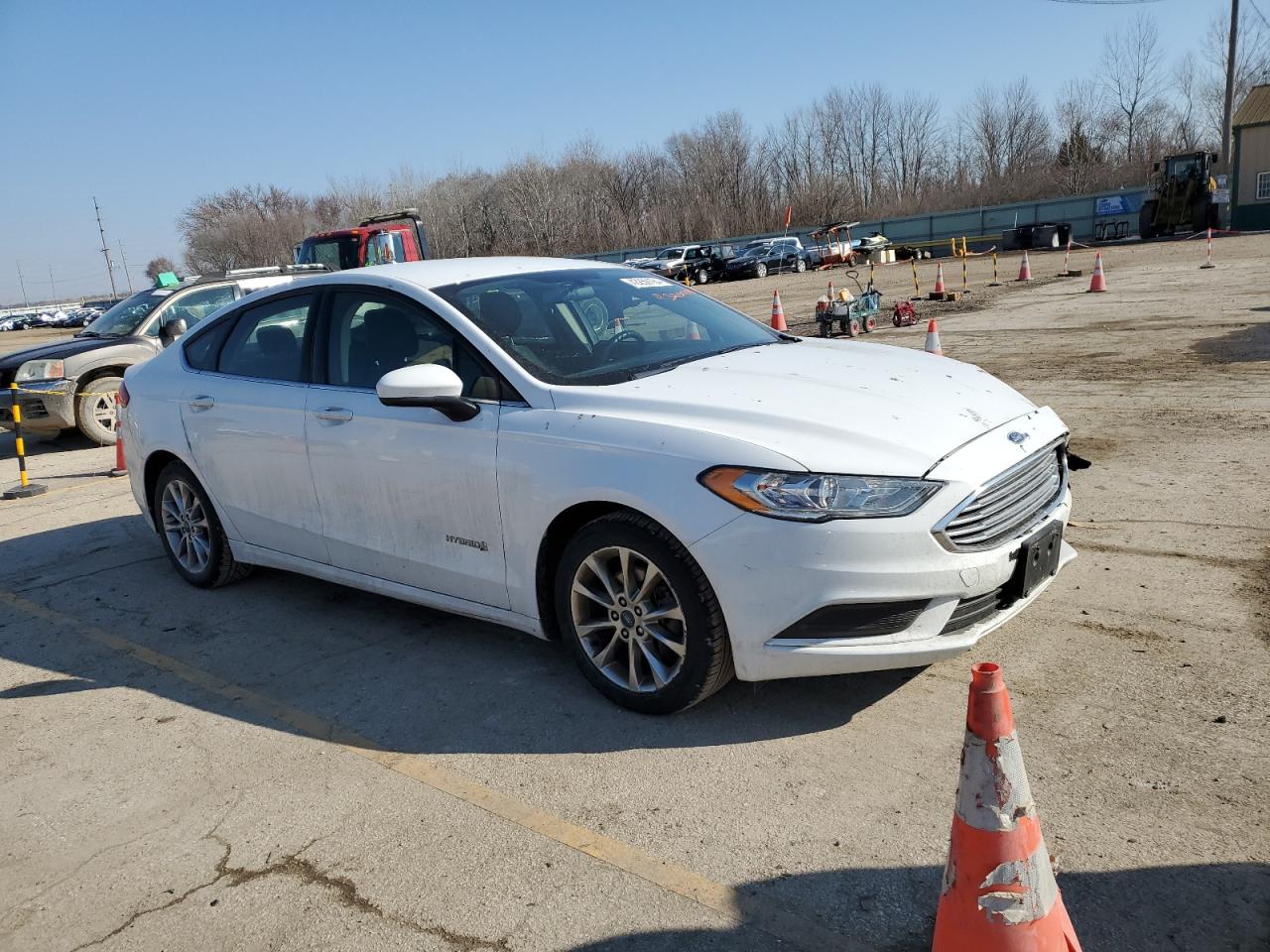 Photo 3 VIN: 3FA6P0LU2HR385423 - FORD FUSION 