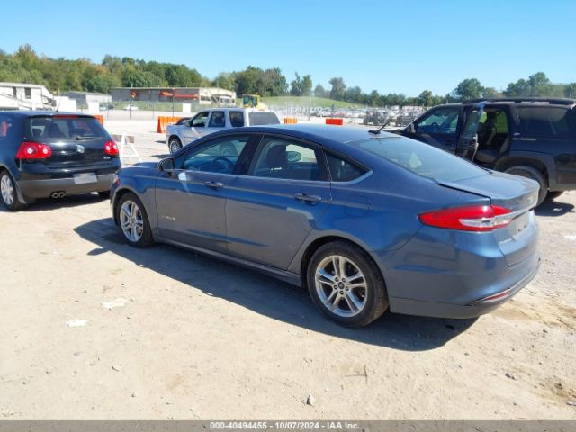 Photo 2 VIN: 3FA6P0LU2JR139087 - FORD FUSION 