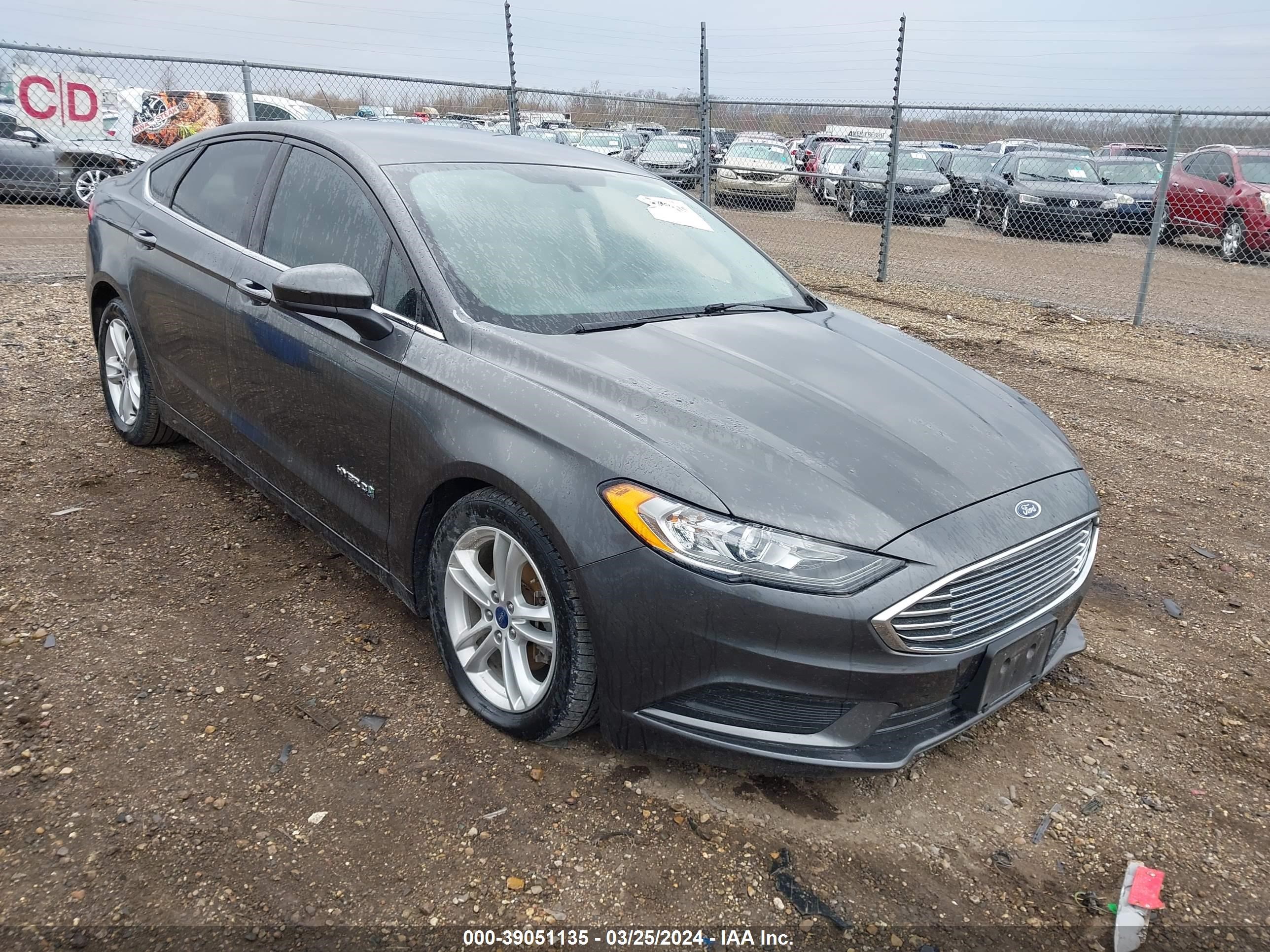 Photo 0 VIN: 3FA6P0LU2JR152647 - FORD FUSION 