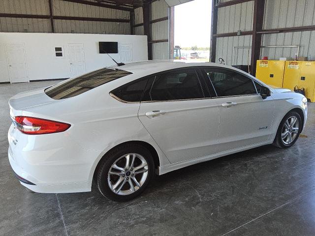 Photo 2 VIN: 3FA6P0LU2JR220185 - FORD FUSION SE 