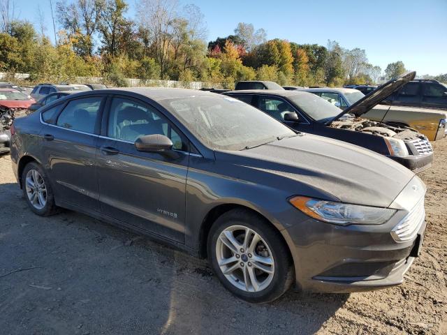 Photo 3 VIN: 3FA6P0LU2JR272576 - FORD FUSION SE 