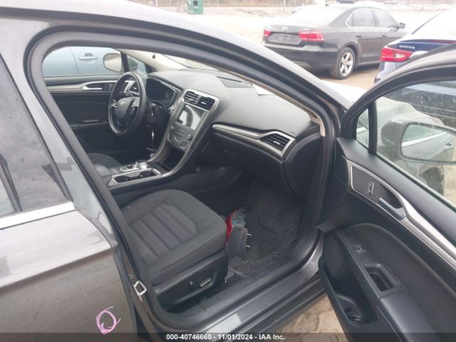 Photo 4 VIN: 3FA6P0LU2KR107094 - FORD FUSION 