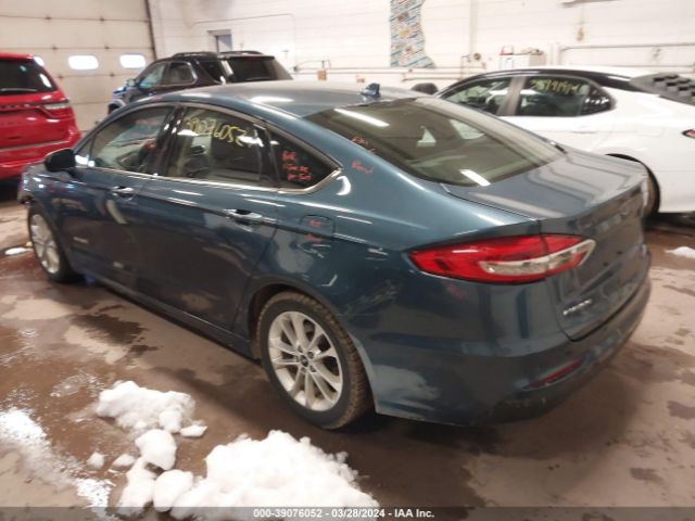 Photo 2 VIN: 3FA6P0LU2KR114465 - FORD FUSION HYBRID 