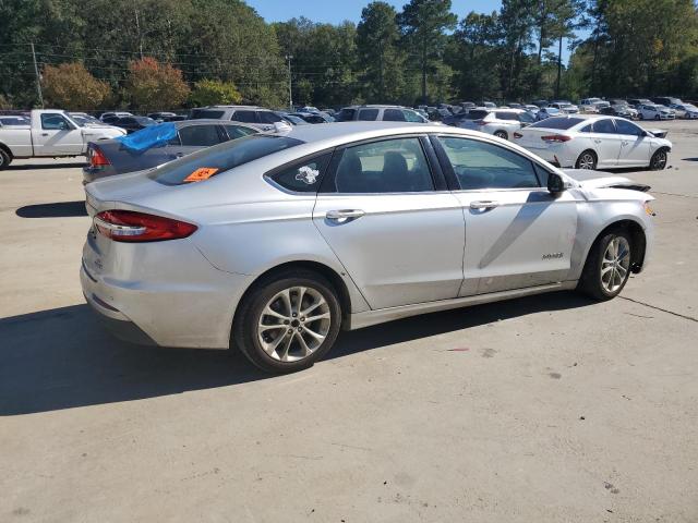 Photo 2 VIN: 3FA6P0LU2KR149779 - FORD FUSION SE 