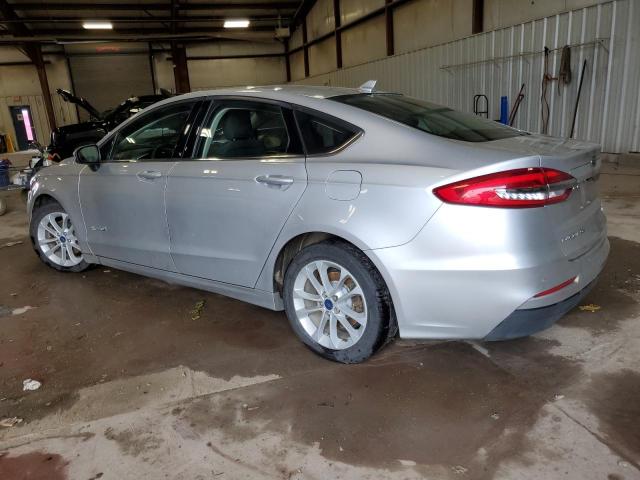 Photo 1 VIN: 3FA6P0LU2KR168445 - FORD FUSION SE 