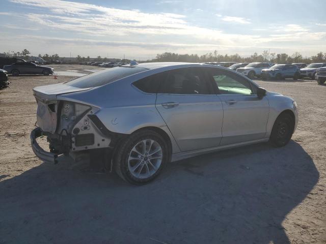 Photo 2 VIN: 3FA6P0LU2KR170132 - FORD FUSION SE 