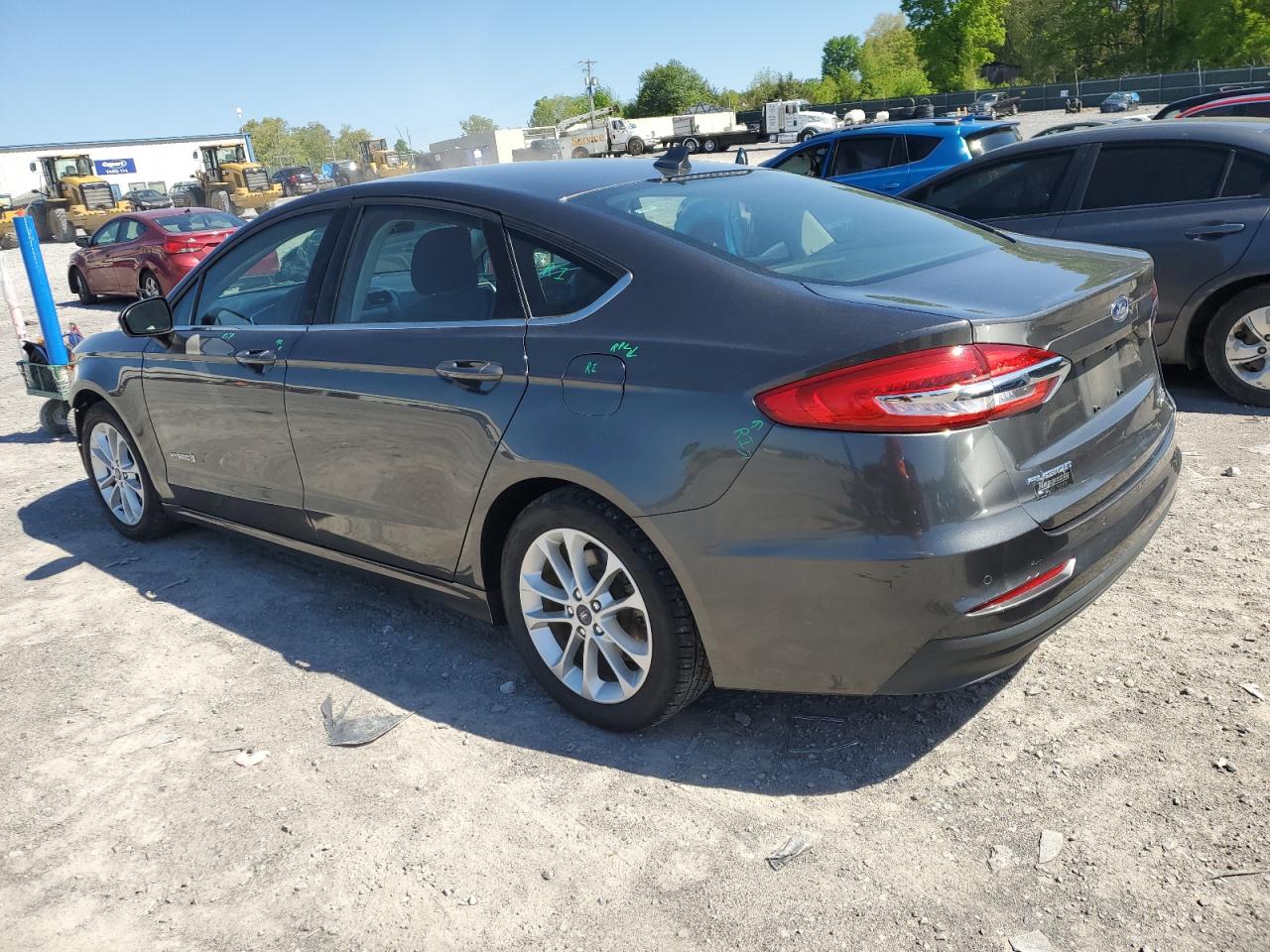 Photo 1 VIN: 3FA6P0LU2KR206546 - FORD FUSION 