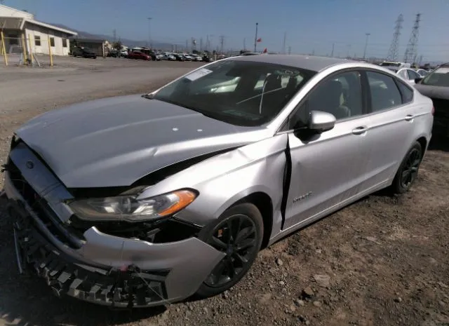 Photo 1 VIN: 3FA6P0LU2KR210385 - FORD FUSION HYBRID 