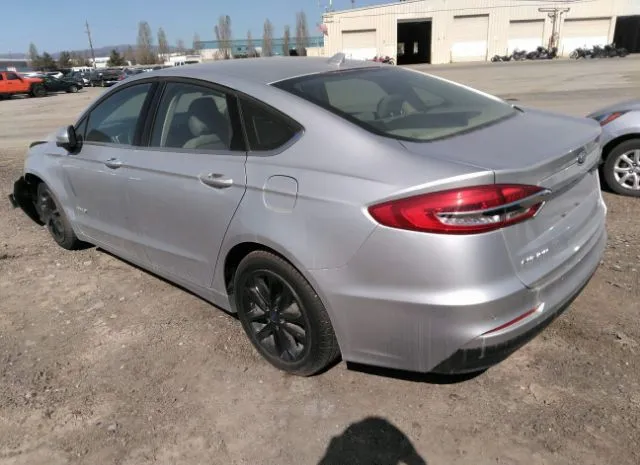 Photo 2 VIN: 3FA6P0LU2KR210385 - FORD FUSION HYBRID 