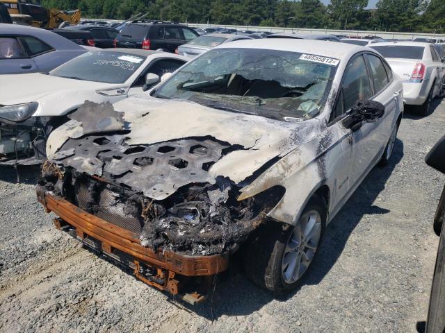 Photo 1 VIN: 3FA6P0LU2KR243001 - FORD FUSION SE 