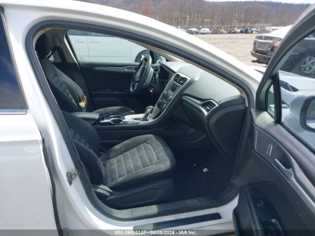 Photo 4 VIN: 3FA6P0LU3DR283056 - FORD FUSION HYBRID 