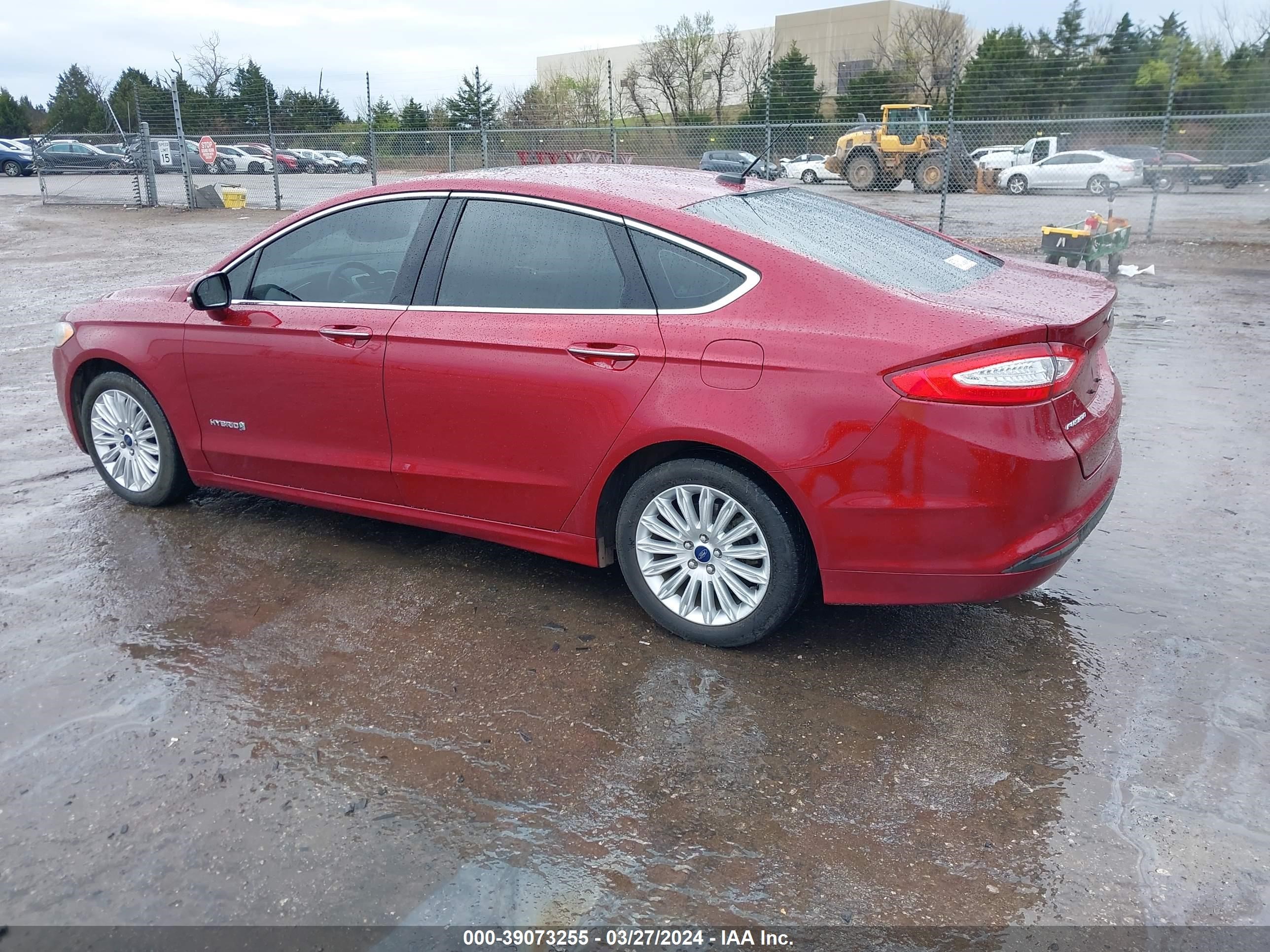 Photo 2 VIN: 3FA6P0LU3ER201991 - FORD FUSION 