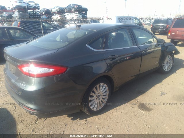 Photo 3 VIN: 3FA6P0LU3FR175135 - FORD FUSION 