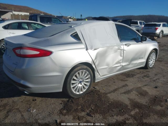 Photo 3 VIN: 3FA6P0LU3GR155243 - FORD FUSION HYBRID 