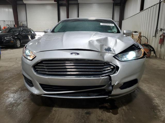 Photo 4 VIN: 3FA6P0LU3GR235139 - FORD FUSION 