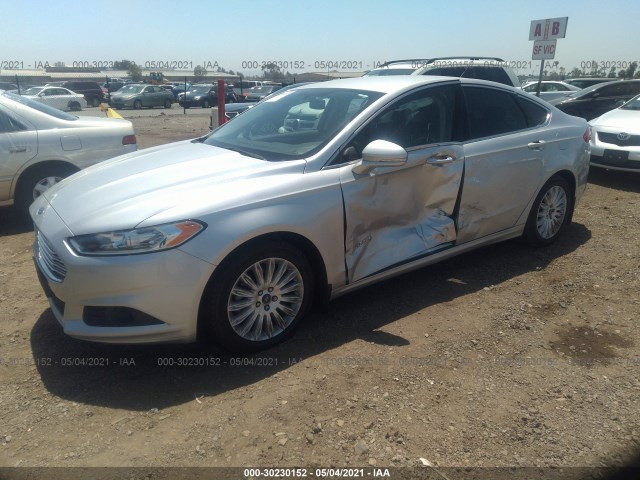 Photo 1 VIN: 3FA6P0LU3GR305643 - FORD FUSION 