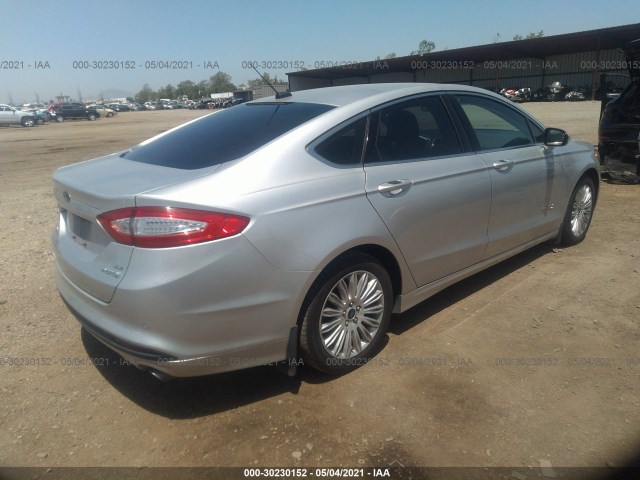 Photo 3 VIN: 3FA6P0LU3GR305643 - FORD FUSION 