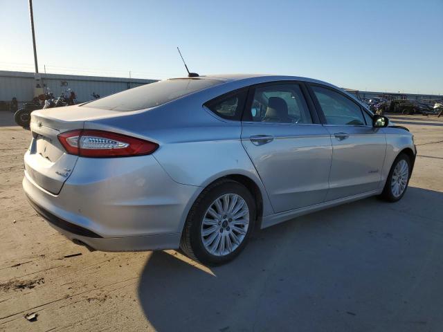 Photo 2 VIN: 3FA6P0LU3GR310812 - FORD FUSION SE 