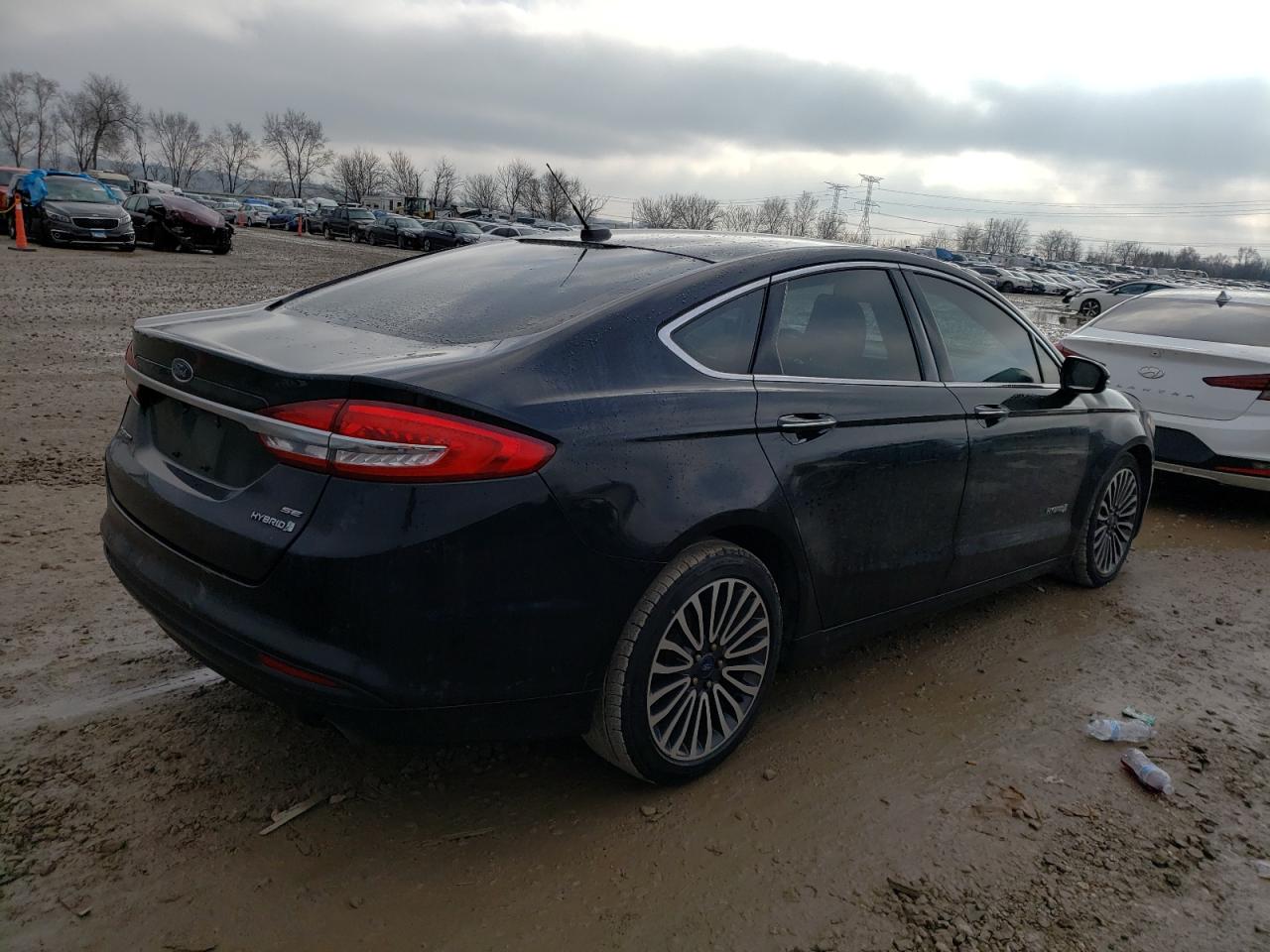 Photo 2 VIN: 3FA6P0LU3HR108859 - FORD FUSION 