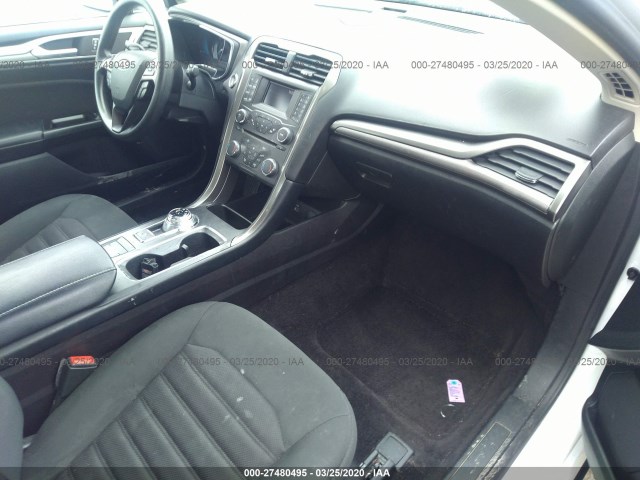 Photo 4 VIN: 3FA6P0LU3HR188244 - FORD FUSION 