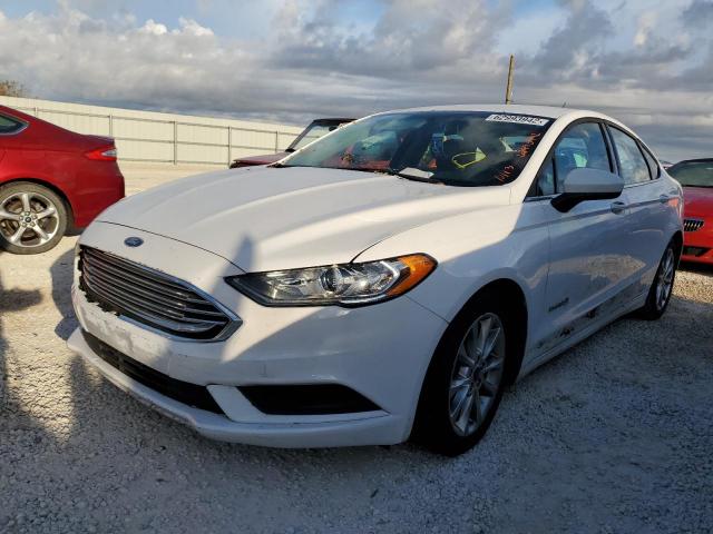 Photo 1 VIN: 3FA6P0LU3HR230086 - FORD FUSION SE 