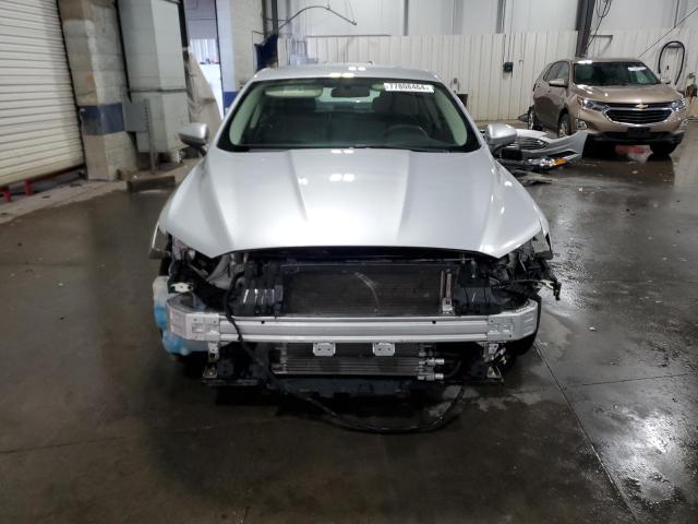 Photo 4 VIN: 3FA6P0LU3HR233862 - FORD FUSION SE 