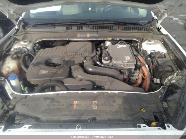 Photo 9 VIN: 3FA6P0LU3HR238527 - FORD FUSION 