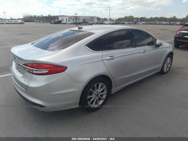 Photo 3 VIN: 3FA6P0LU3HR254999 - FORD FUSION 