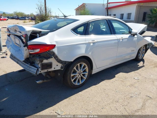 Photo 3 VIN: 3FA6P0LU3HR344220 - FORD FUSION 