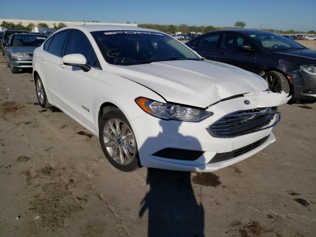 Photo 0 VIN: 3FA6P0LU3HR385558 - FORD FUSION SE 