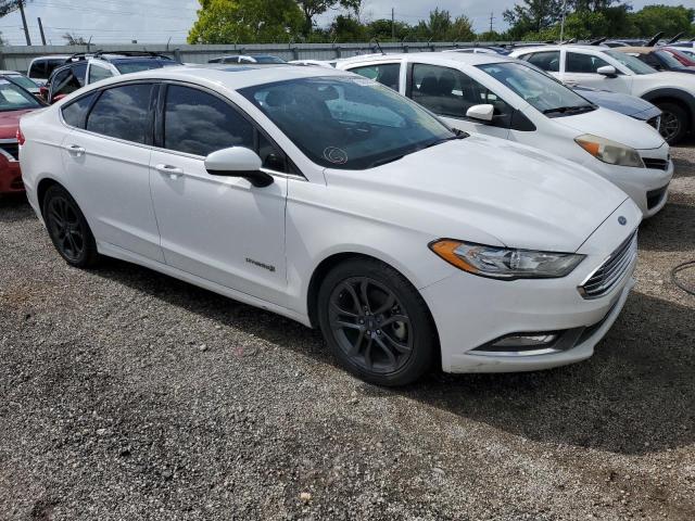 Photo 3 VIN: 3FA6P0LU3JR137803 - FORD FUSION 