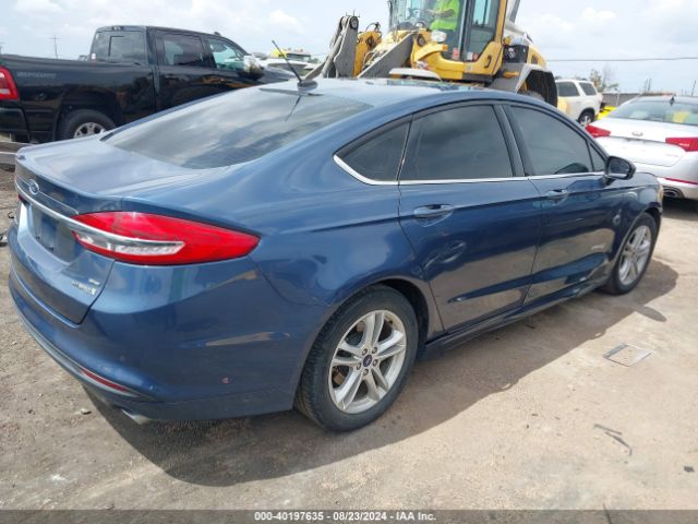 Photo 3 VIN: 3FA6P0LU3JR233155 - FORD FUSION 