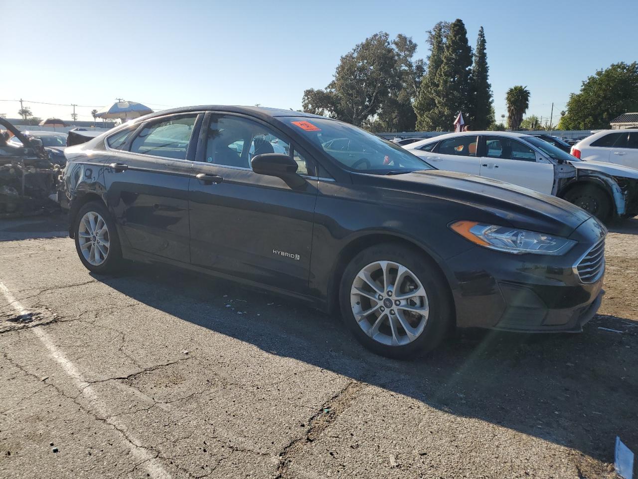 Photo 3 VIN: 3FA6P0LU3KR143862 - FORD FUSION 