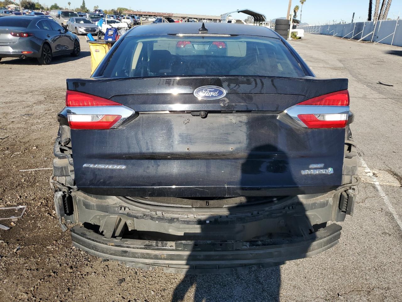 Photo 5 VIN: 3FA6P0LU3KR143862 - FORD FUSION 