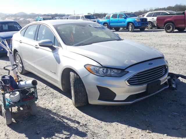 Photo 0 VIN: 3FA6P0LU3KR257764 - FORD FUSION SE 